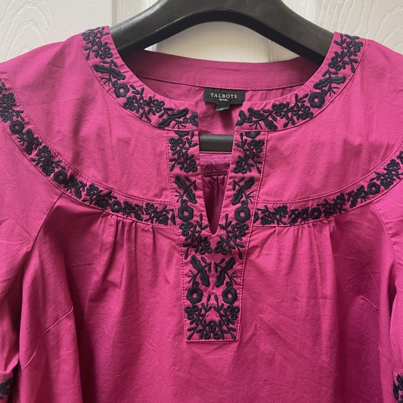 Talbots‎ Women's Embroidered Fuchsia Puff Sleeve Boho V-Neck Top Peasant Stretch - Picture 2 of 12